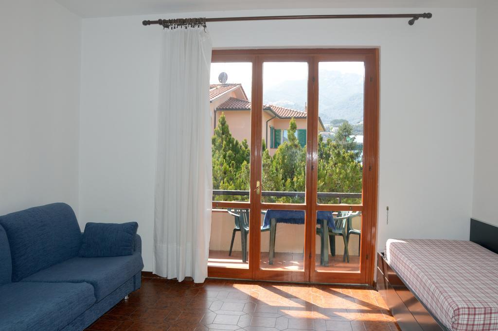 Casavacanze Zeus Marciana Marina  Exteriör bild